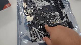 ASRock A320MHDV R40  Essa Placa Mãe é boa Vale a Pena Principais Especificações [upl. by Cai740]