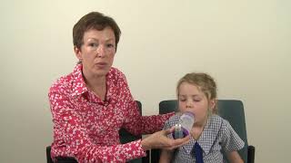 Aiming for Asthma Improvement Using a spacer for a schoolaged child in Mandarin [upl. by Adnema]