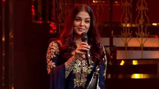 Aishwarya Rai Bachchan at the 2018 HT Most Stylish Awards  Timeless Style Diva [upl. by Hoo]