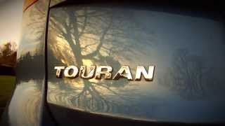 Snapshot Review Volkswagen Touran 16TDi 105 BlueMotion Tech SE [upl. by Romanas]