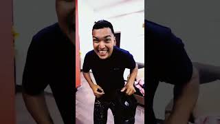 Larin de niñero 🤣🤣 larin youtubeshorts comedy shorts [upl. by Wetzel]