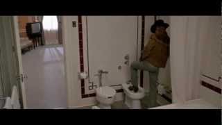 Crocodile Dundee e il bidet [upl. by Niad]