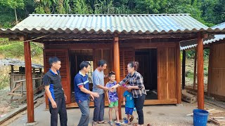 Workers inaugurated the wooden house DANG THI DU [upl. by Lekcim]