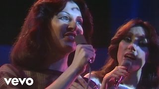 Baccara  Yes Sir I Can Boogie ZDF Disco 17091977 [upl. by Aseiram393]