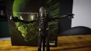 mezco one 12 alien [upl. by Llewsor252]