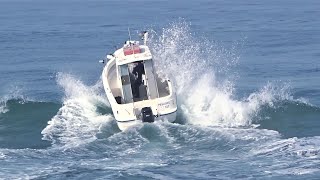 📛 ATTENTION AUX DÉFERLANTES QUI SE BRISENT FACE AUX BATEAUX À CAPBRETON BIGWAVES🌊😨 Alexrolland [upl. by Duggan]