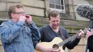 The Proclaimers  Sunshine on Leith  live and acustic TV HD quality [upl. by Yahsel]