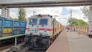 Tapovan Express Arriving at Purna Junction Railway Station  Lallaguda WAP 7 Electric Locomotive [upl. by Cecil]