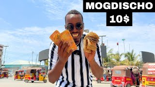 MAXAY KU GOOYSAA 10 MUQDISHO  What Can 10 Get in Somalia 🇸🇴 [upl. by Sapers]