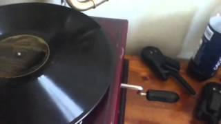 How to set upplaychange needle on a gramophone [upl. by Miharbi110]