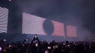 LIBERATO  GUAGLIO  inizio concerto Piazza del Plebiscito NAPOLI  18092023HD [upl. by Florinda222]