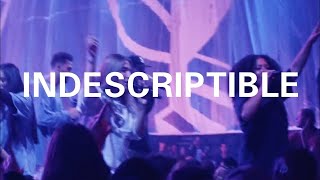 Indescriptible Indescribable  Hillsong Young amp Free En Español [upl. by Sedrul115]