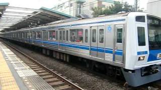 西武6000系（6115F） 各駅停車（準急）飯能行き発車 秋津にて [upl. by Lail598]