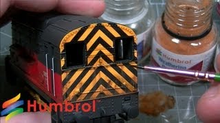 Humbrol  Weathering Powder  Class 08 Diesel Hornby Railroad [upl. by Carol-Jean]