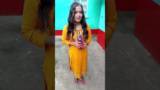 didi mujhe bag aur lunch box de dotrending funny shorts [upl. by Noswal668]