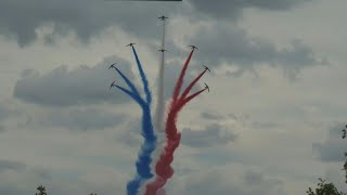 14Juillet la Patrouille de France clôt le défilé  AFP Images [upl. by Darrey]