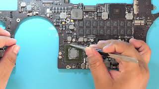 MacBook Pro A1398 8203332B Work but Not Display and NO backlight Part 1 [upl. by Euqinomahs]