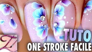 TUTO NAIL ART one stroke fleurs facile 3 couleurs [upl. by Decamp994]