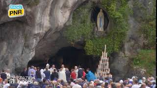 Pellegrinaggio a Lourdes  Santa Messa alla Grotta [upl. by Violante590]