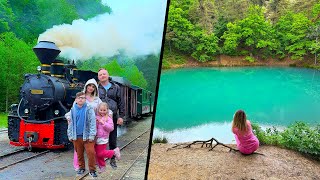 Mocanita Maramures tren cu aburi si lacul albastru 🥰 [upl. by Aicilyhp760]