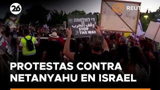 Manifestantes en Jerusalén exigen la renuncia de Netanyahu  Reuters [upl. by Papagena]