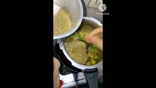 कंगनी की खिचड़ीHealthy Foxtail Millet Khichdi Weight loss recipe  Foxtail Millet Recipes [upl. by Kazimir]