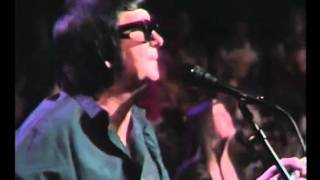 Roy Orbison  Running Scared live [upl. by Gorden731]