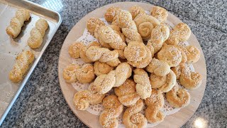 KOULOURAKIA kolaci koi gi spremam za site praznici  Greek cookies KOULOURAKIA [upl. by Deenya231]