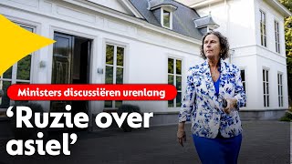 Slaande ruzie bij ministerraad om asiel Urenlang gediscussieerd [upl. by Odnaloy657]