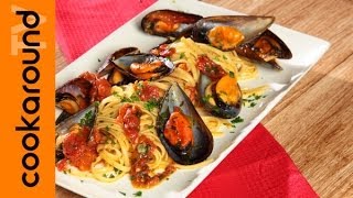 Linguine alle cozze  Ricetta primo di pesce [upl. by Nnad]