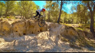 Entrenando técnicas con la bicicleta de montaña ABB [upl. by Mirth]