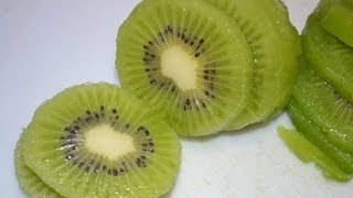 Los beneficios del kiwi [upl. by Kaz]