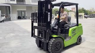 SOCMA new lithium battery electric forklift2 [upl. by Fleck914]