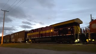 CN 588NB avec CN 2804 amp 3069 WC Heritage Unit a DesbiensQc 8 novembre 2024 [upl. by Annel]