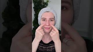 How to Use Retinol Cream for Beginners [upl. by Terzas]