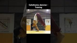 🤸‍♂️CALISTHENICS Desicion  TRAINING calisthenics calisthenicsworkout training sports shorts [upl. by Adnylam]