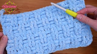 EASIEST Crochet Blanket For Bulky Yarn  How to Crochet The Mini Weave Stitch Chenille Yarn [upl. by Shaff]