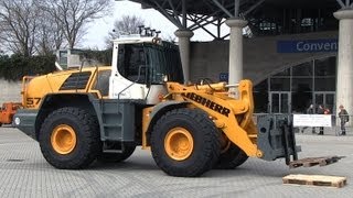 The worlds biggest remote controlled rc Wheel Loader FPV setup [upl. by Eadwine]