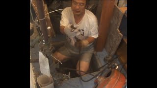 Luodong Cleans His Homes Sewer Pipes [upl. by Assiluy]