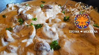 Pollo en Crema de Champiñones [upl. by Elijah412]