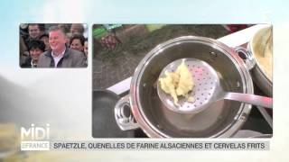 RECETTE  Spaetzle quenelles de farine alsaciennes et cervelas frits [upl. by Divd149]