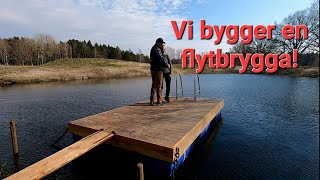 Vi bygger en flytbrygga till dammen [upl. by Sucramad]