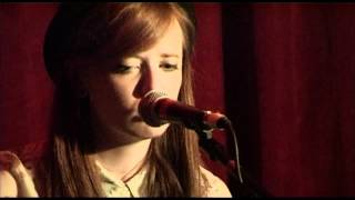 Orla Gartland  quotThe Groundquot RubySessions [upl. by Turro]