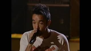 Hoobastank  quotThe Reasonquot Live at the MTV VMAs Proshot 2004 [upl. by Aielam]