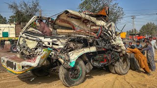 Emergency Restoration of Crushed Truck After Drunk Drivers Mistake [upl. by Bary]