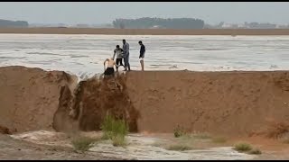 You Wont Believe This Desert Miracle Amazing Footage In Saudi  August 08 2018 [upl. by Notlek]