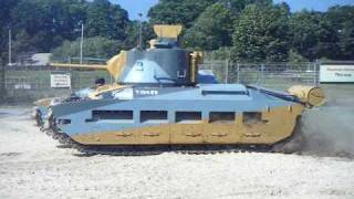 A12 Matilda 2 Tank Bovington Tankfest 2008 [upl. by Puklich327]