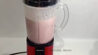 Banana Strawberry Smoothies [upl. by Ashlee]