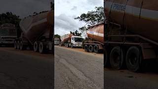 22 Wheeler cement bulkers ashokleyland barathbenz benz cementbulker bulker shorts trending [upl. by Waller]