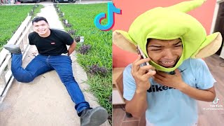 LARIN PERDIO TODO 🤣  LOCOS TIKTOK DE LARIN  LAS MEJORES COMEDIAS MAS DIVERTIDAS [upl. by Stokes]